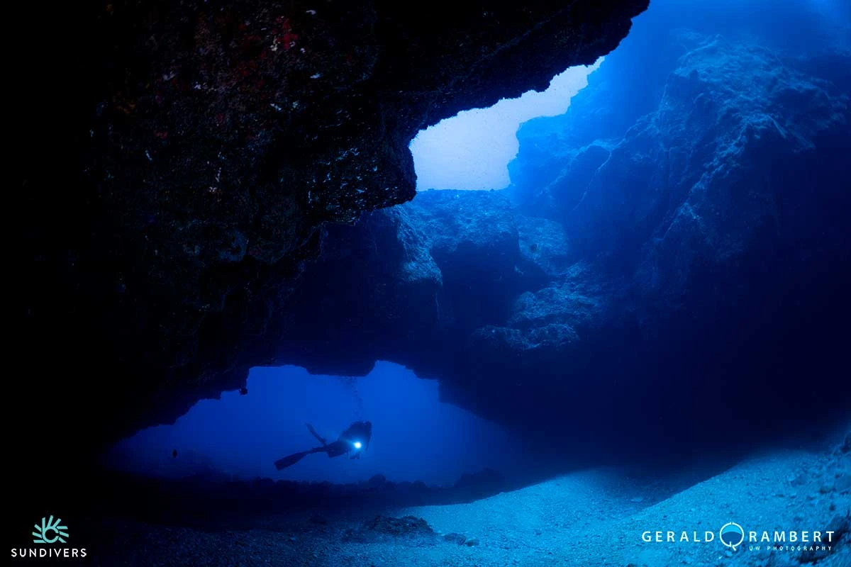 bamboo-dive-site-west-coast-mauritius.webp