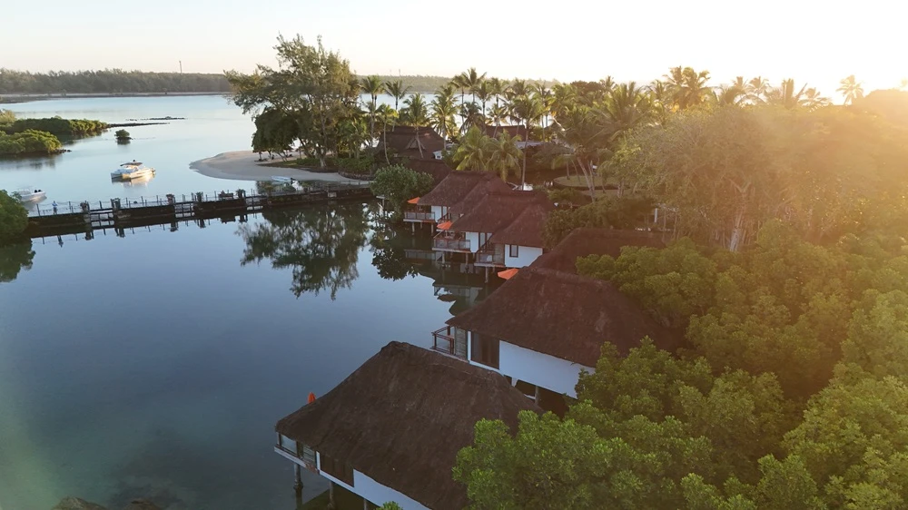 constance-le-prince-maurice-junior-suites-on-stilts-mauritius.webp