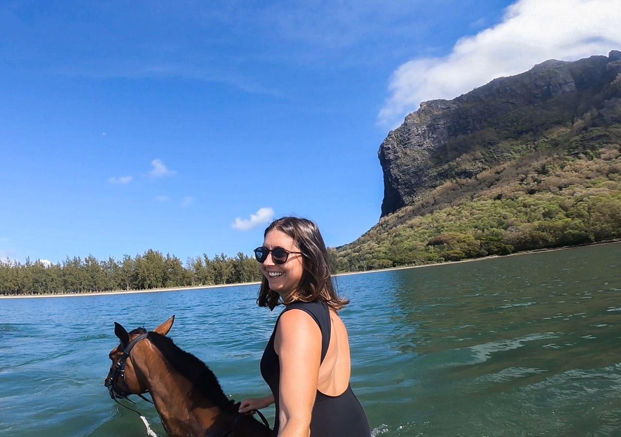 horse-riding-on-the-beach-at-le-morne-in-mauritius-.jpeg