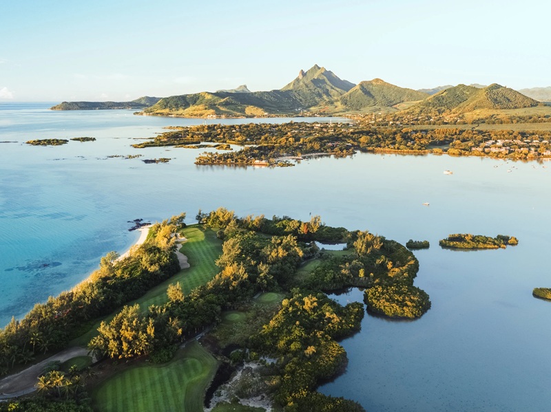 ile-aux-cerfs-golf-course-in-mauritius-golf-guide.jpg