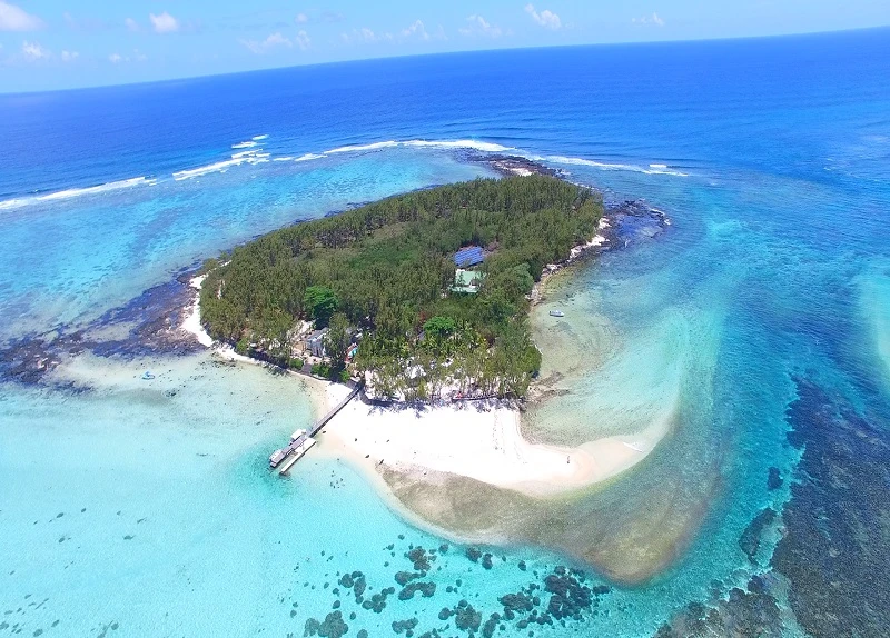 ile-des-deux-cocos--in-mauritius.webp