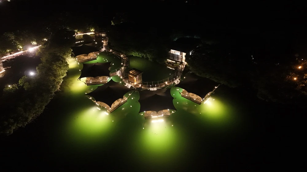 le-barachois-restaurant-mauritius-lagoon-dining-experience.webp