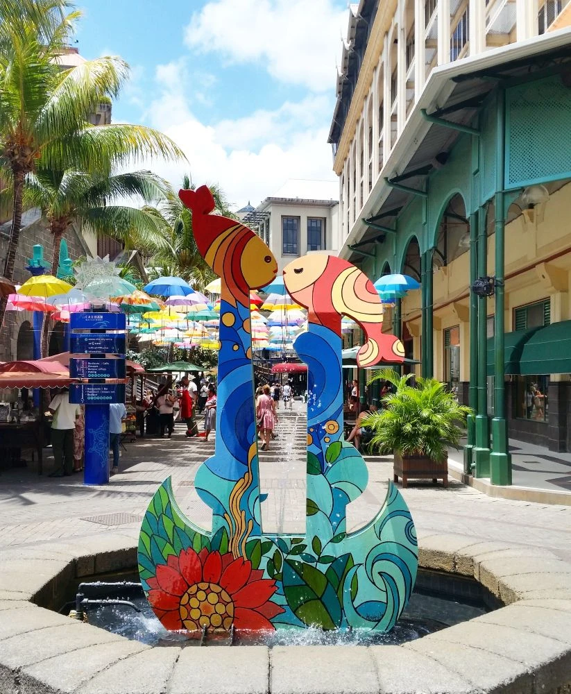 milenial-fountain-in-caudan-.webp