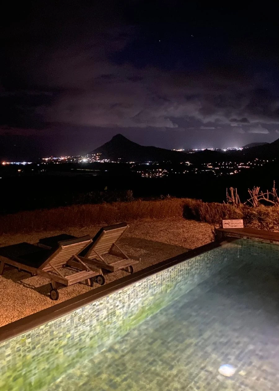 peaceful-lakaz-chamarel-stay-surrounded-by-mauritius-mountains.webp