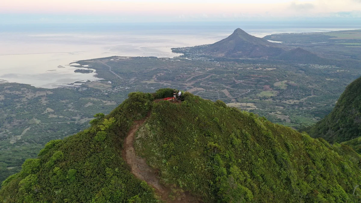 piton-hiking-in-mauritius-highest-peak-.webp