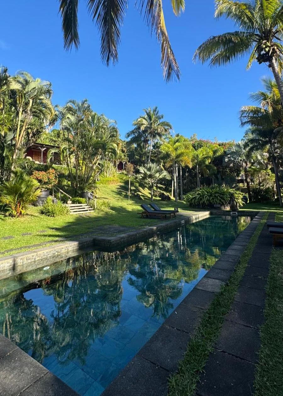romantic-mountain-lodge-at-lakaz-chamarel-mauritius.webp