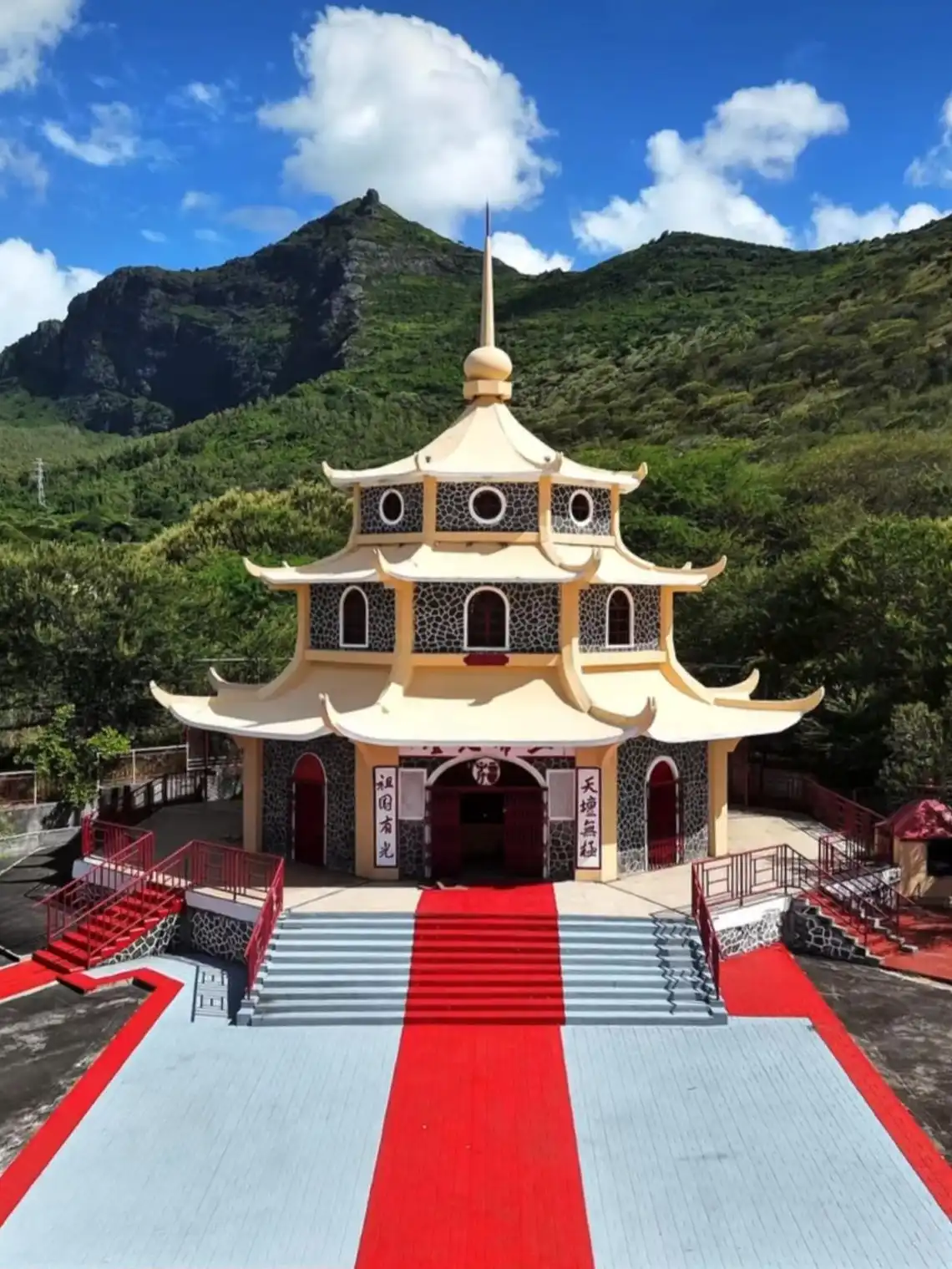 temple-port-louis.webp