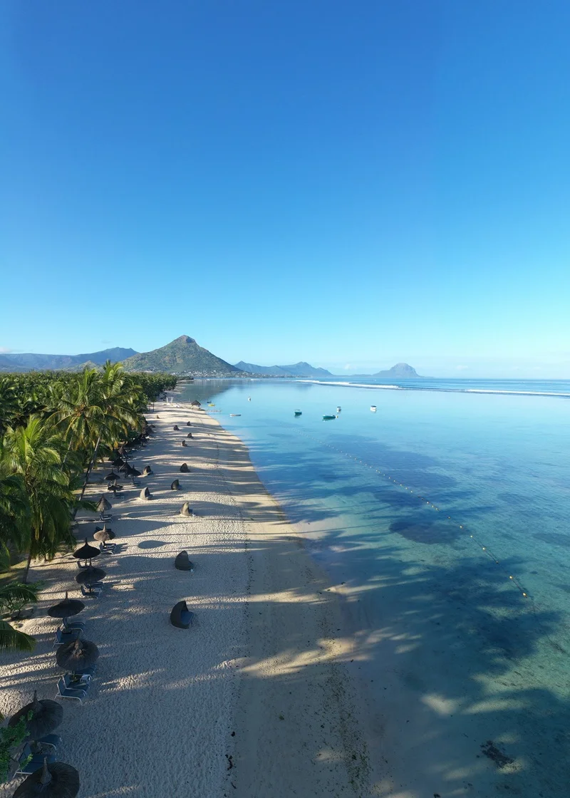 wolmar-beach-in-mauritius-west-coast-next-to-flic-en-flac-and-lapirogue-resort.webp