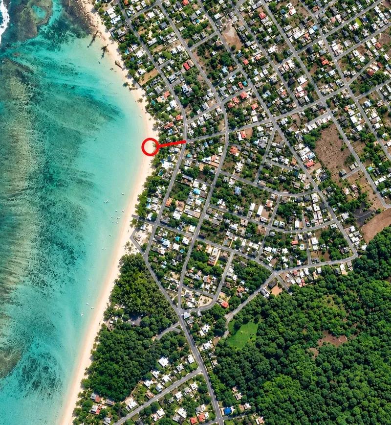 albion-beach-access-in-mauritius.webp