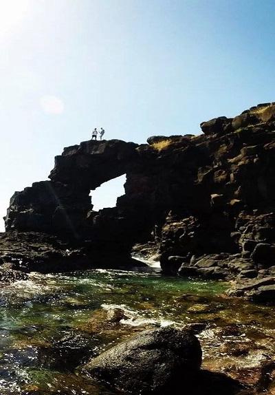 Albion Lighthouse & Caves Beach photo 3