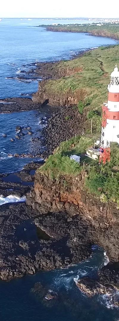 Albion Lighthouse & Caves Beach photo 2