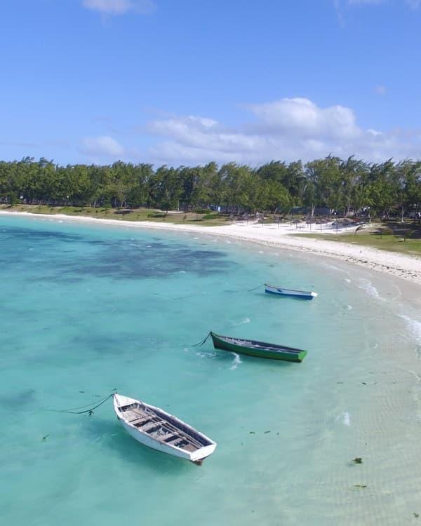 belle-mare Beach photo 2