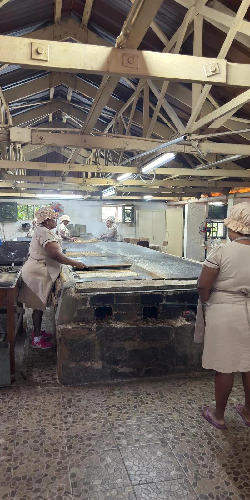 biscuiterie-h.-rault-mah-bourg-manioc-biscuit-factory.webp