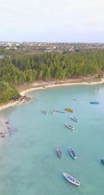 Butte à L'Herbe Beach photo 2