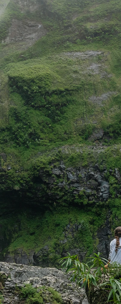 500 Feet Waterfall (Cascade 500 Pieds) Beach photo 1
