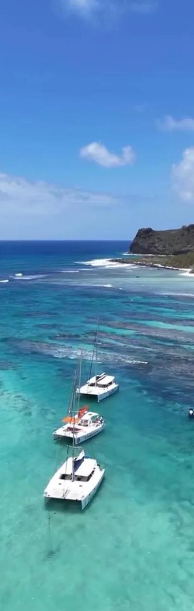 Catamaran -  Ilot Gabriel Northern Islands - Private