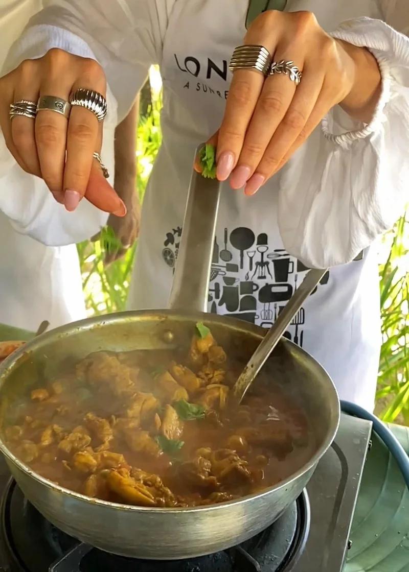 chicken-curry-from-mauritius.webp