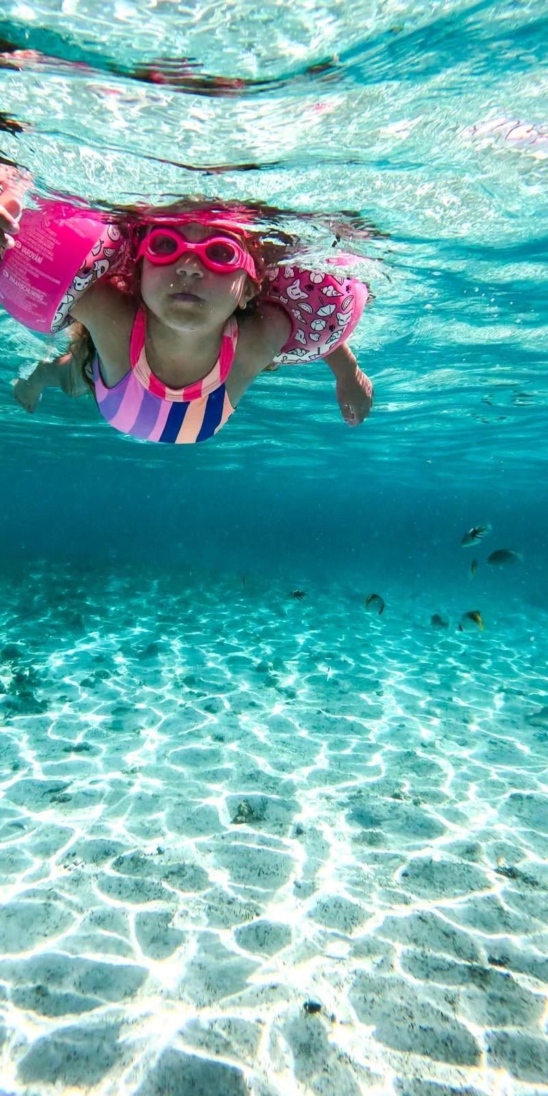 clear-water-at-ile-plate-turquoise-water-.webp
