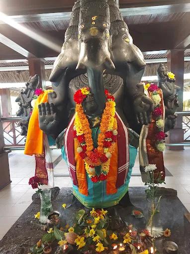 pointe-des-lascars-hindu-spiritual-park-mauritius-peaceful-ganesha-temple-by-the-sea Beach photo 3