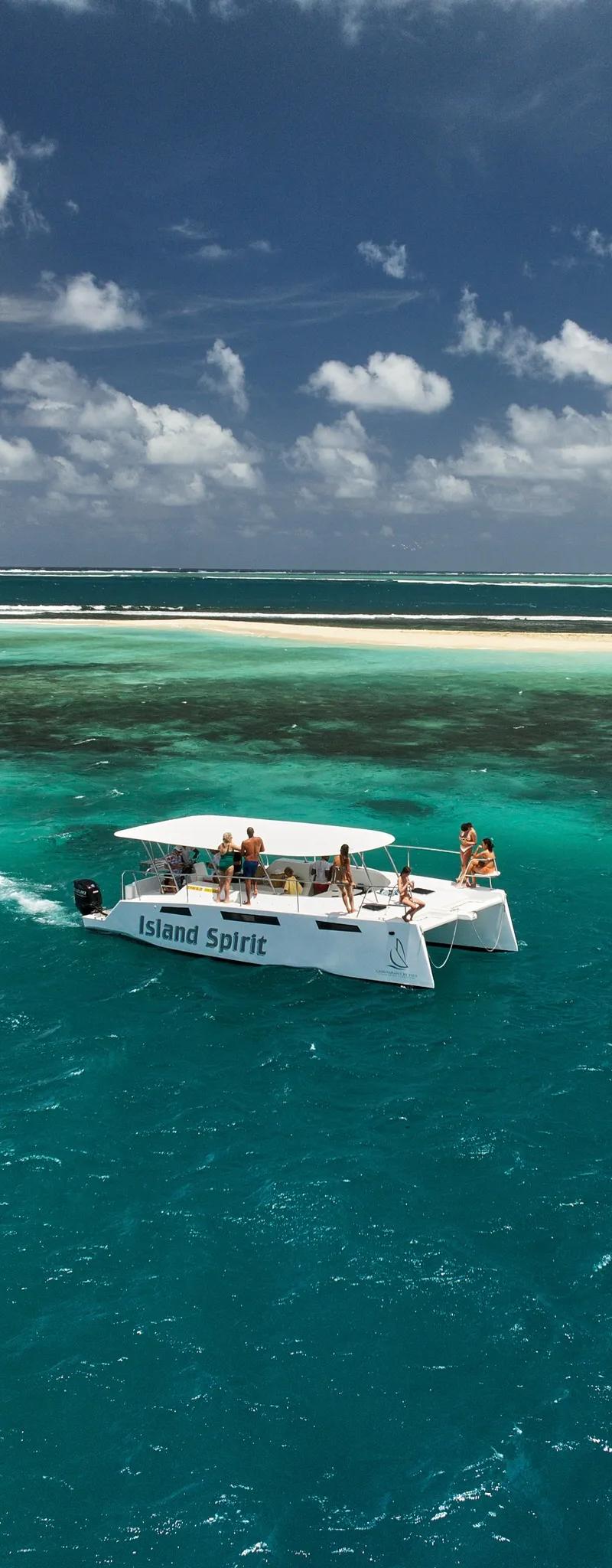 Power Catamaran - Discovery of the South East Lagoon - Private