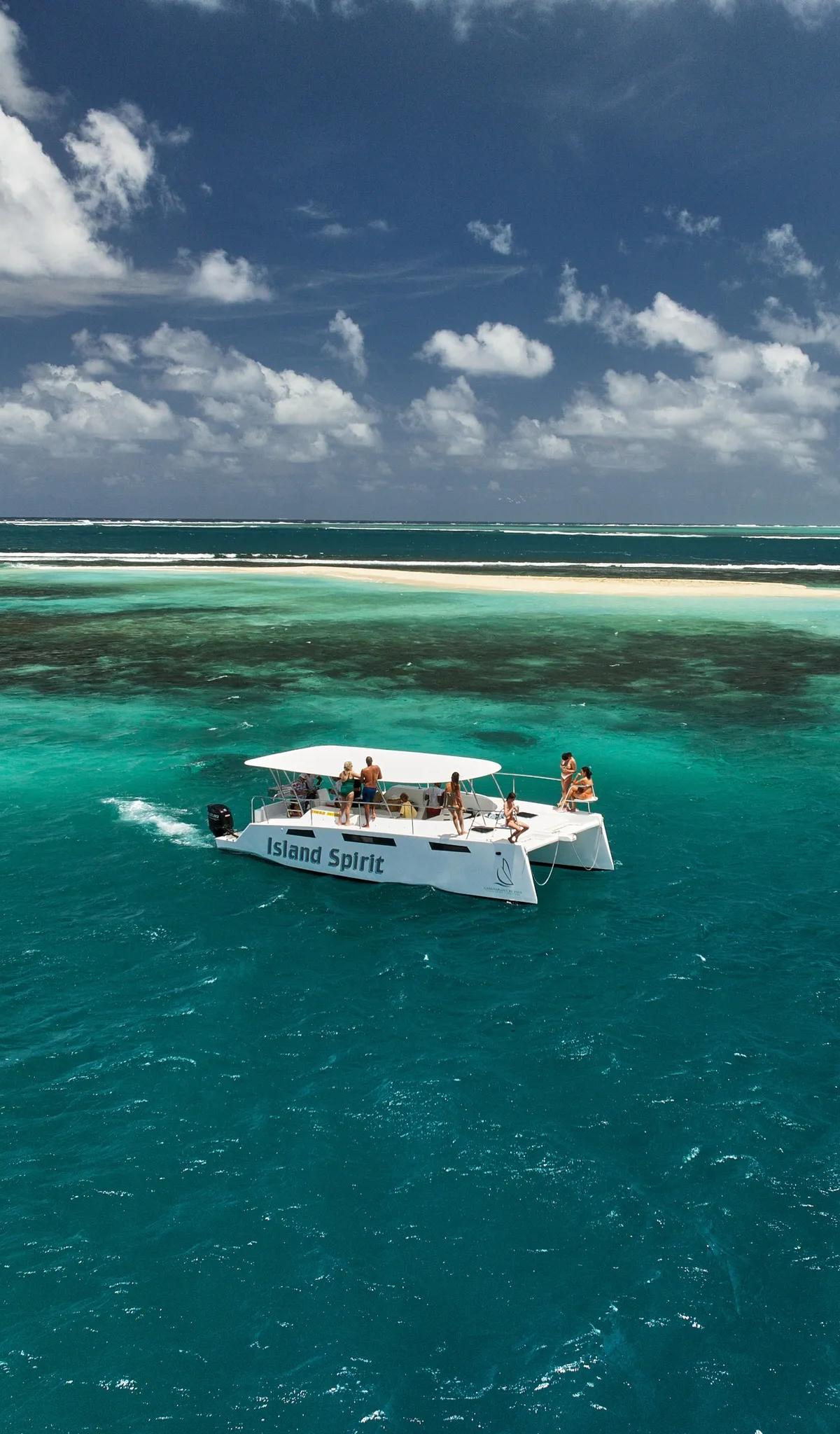 Discovery of the South East Lagoon onboard a Private Power Catamaran