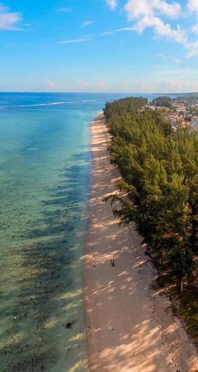 Flic en Flac Beach photo 5