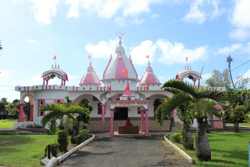 Grand Baie Mandir - Tamil Surya Oudaya Sangam Temple