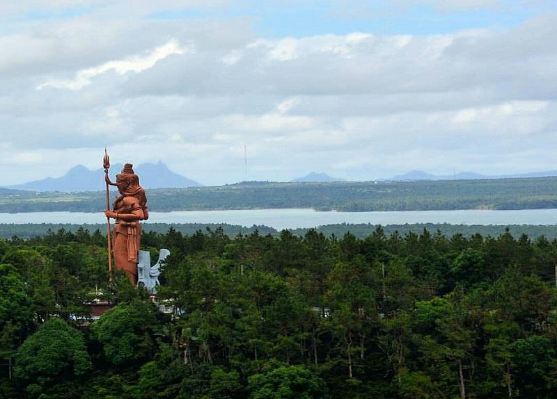 Grand Bassin Temple