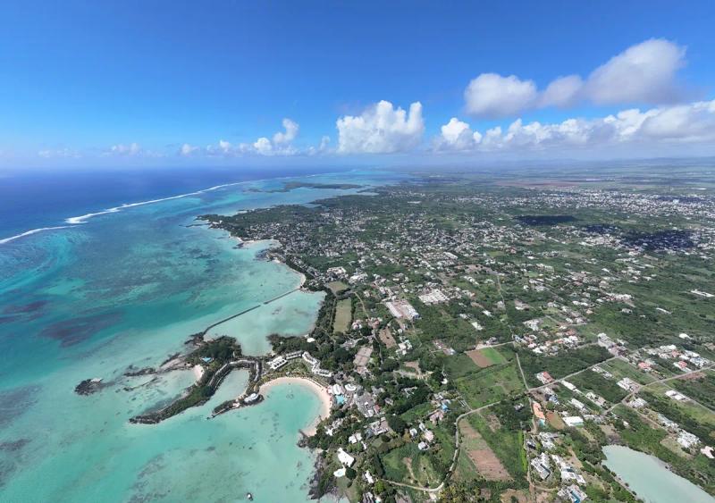 grand-gaube-from-above-east-coast.webp