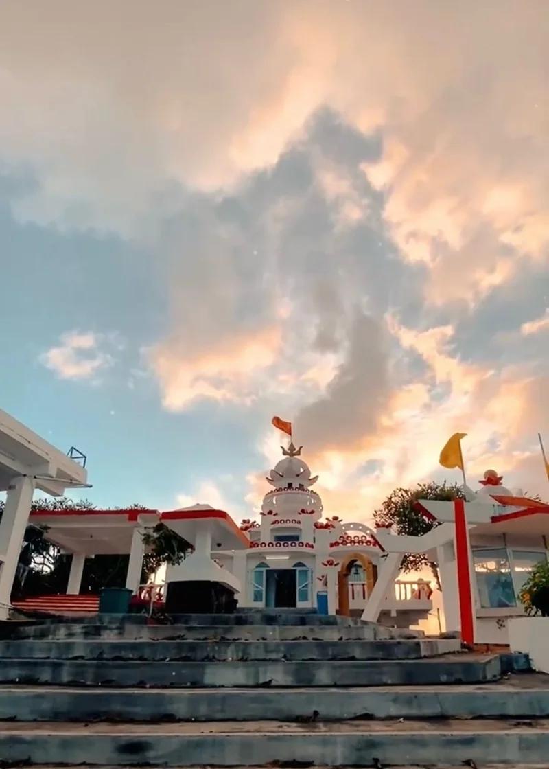 Sagar Shiv Mandir Mauritius | Hindu Temple by the Sea in Poste de Flacq