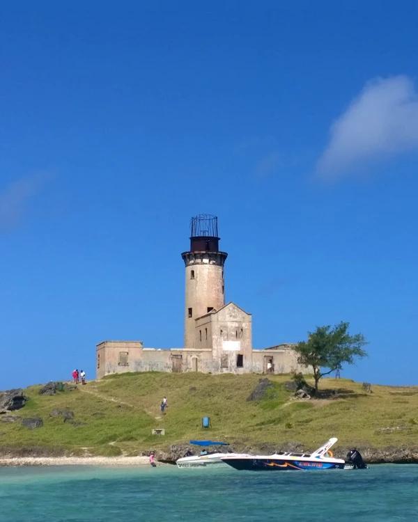 Ile au Phare Beach photo 1