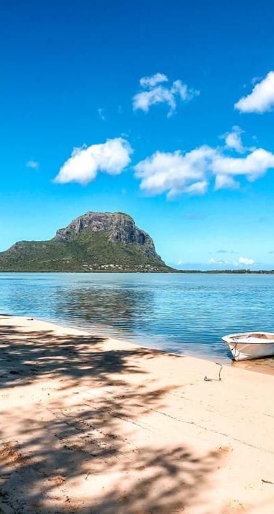 Ile aux Benitiers Beach photo 1