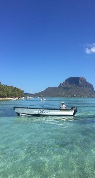 Catamaran Cruise - Ile aux Bénitiers Beach photo 3
