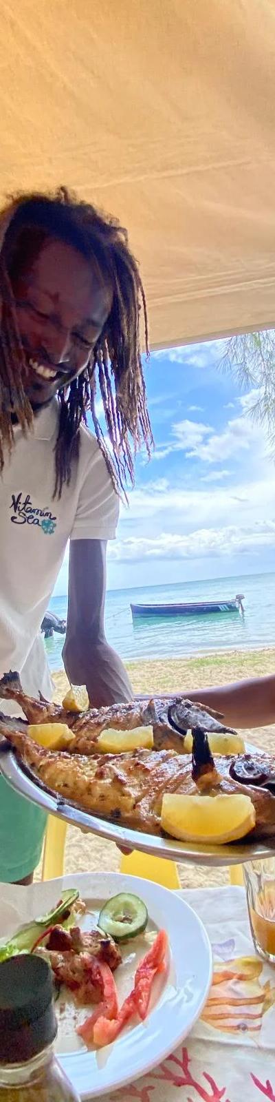 ile-aux-benitiers Beach photo 2