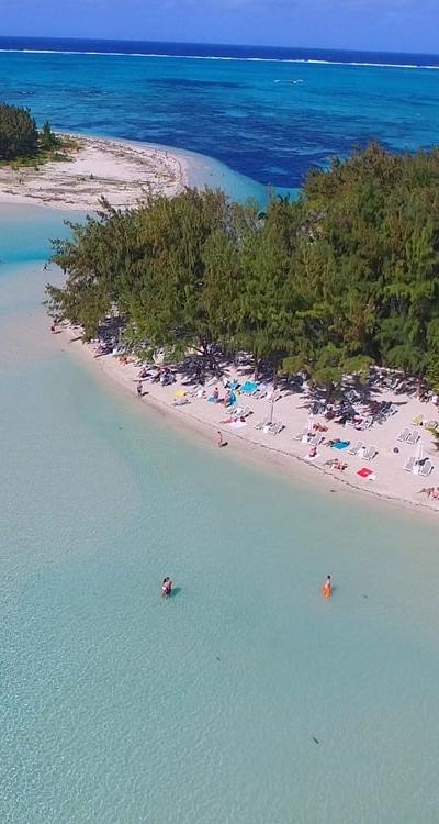 Ile aux Cerfs Speedboat Tour Beach photo 2