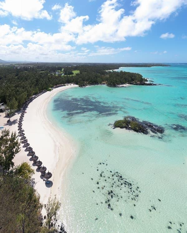 Ile aux Cerfs Beach photo 5