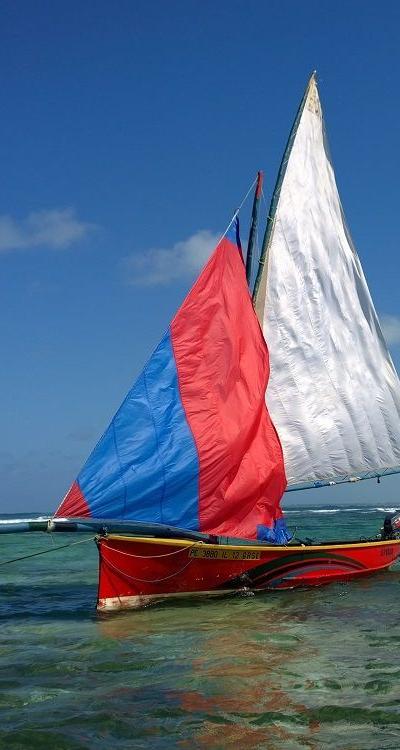 Ile au Phare (Lighthouse Island) Beach photo 3