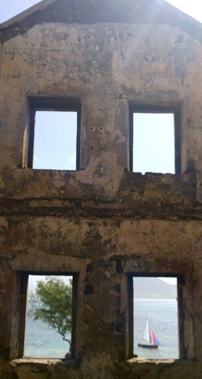 Ile au Phare (Lighthouse Island) Beach photo 6