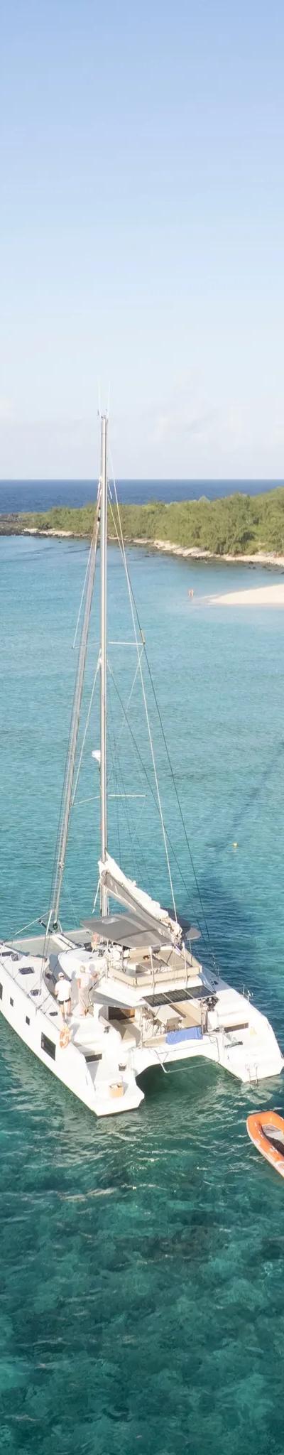 Catamaran cruise on shared basis to  Ilot Gabriel Northern Islands Beach photo 2