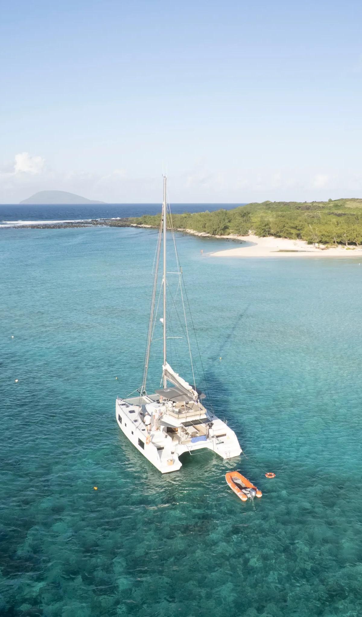Catamaran cruise on shared basis to Ilot Gabriel Northern Islands