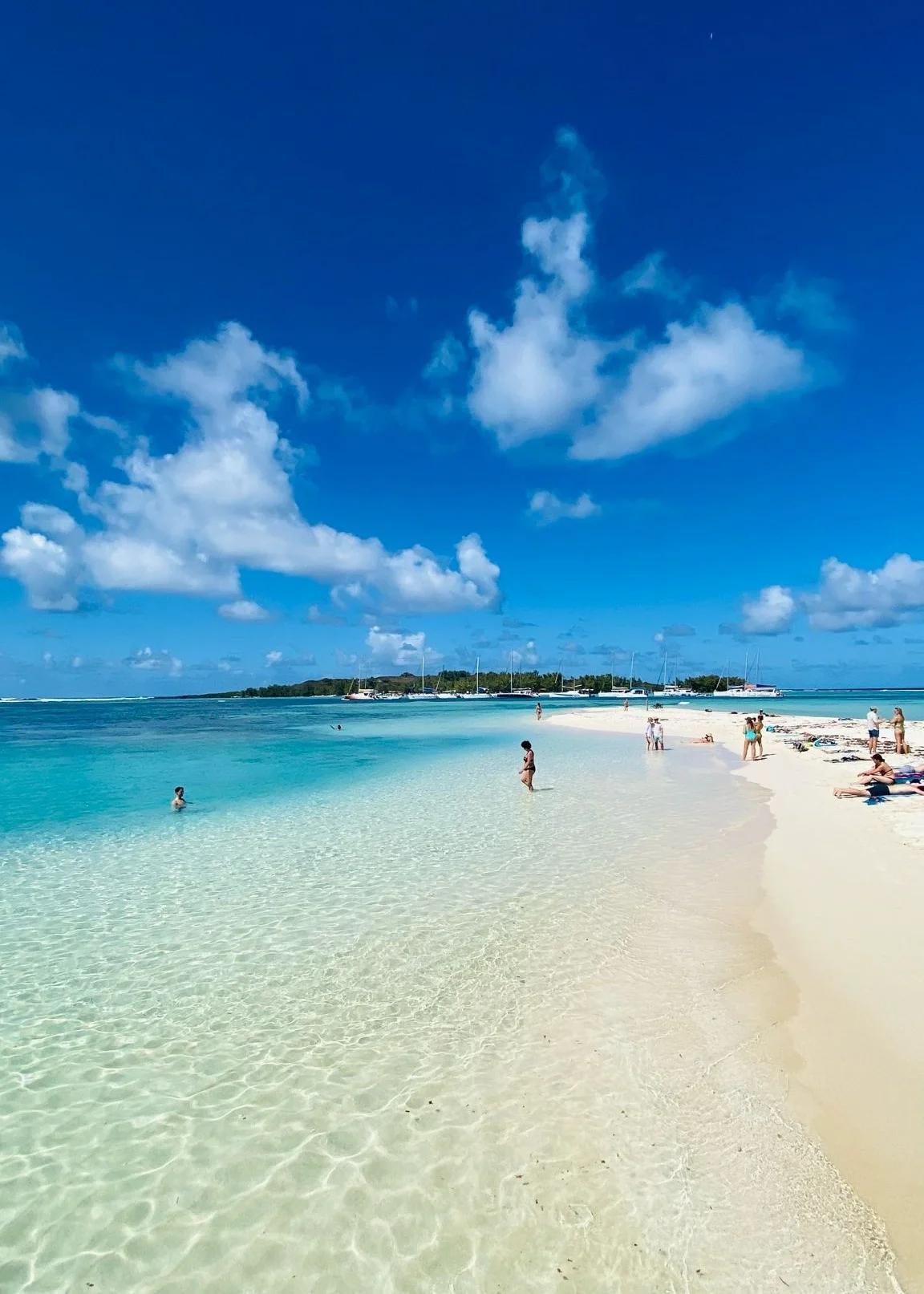 Ilot Gabriel & Ile Plate Beach photo 8