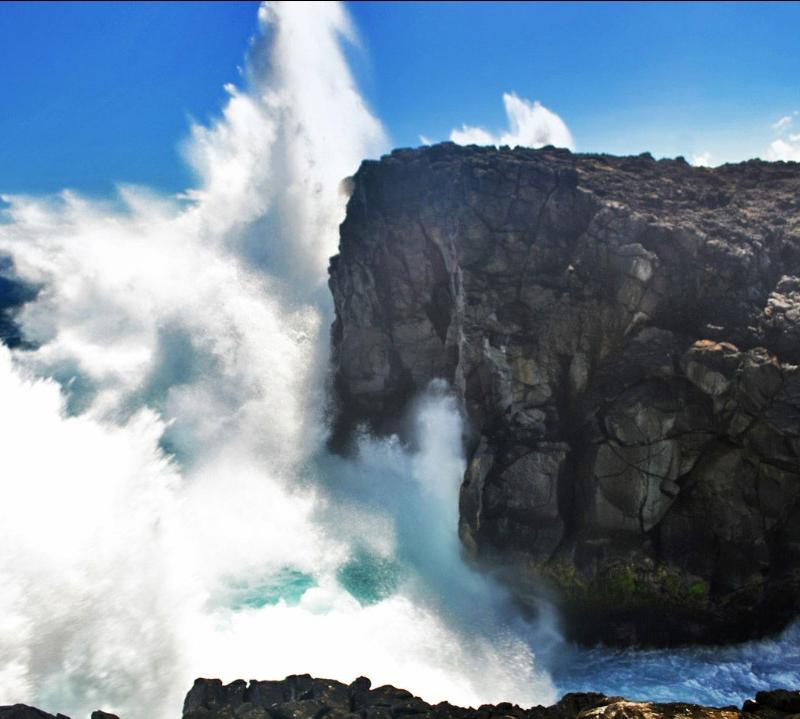 la-roche-qui-pleur-wild-south-of-mauritius.jpg