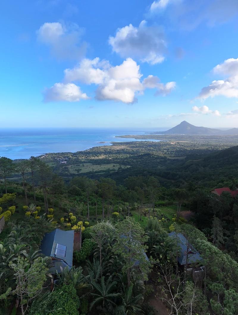 lakaze-chamarel-chalets.webp