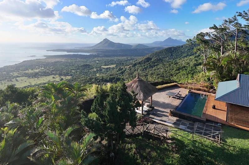 Lakaz Chamarel Piton Canot Suit - Love in the Mountains