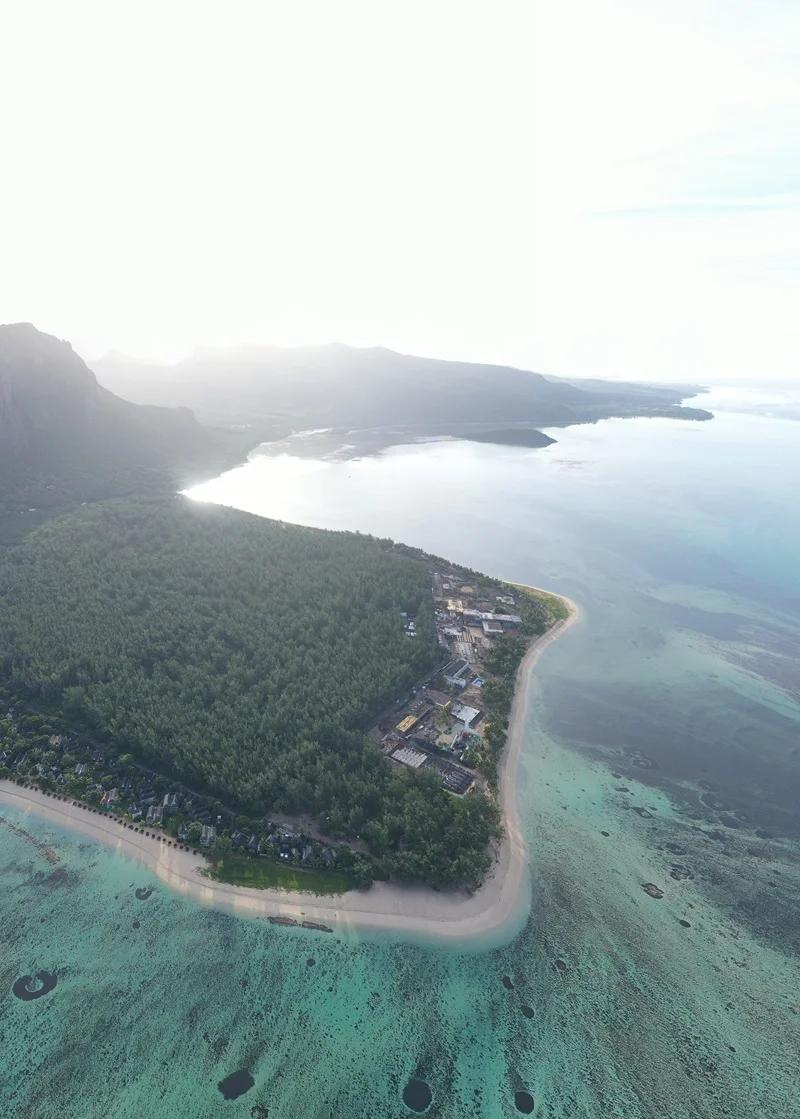 Le Morne La Pointe Beach photo 2