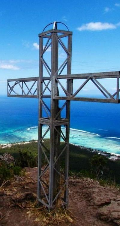 Hiking Le Morne Brabant Beach photo 6