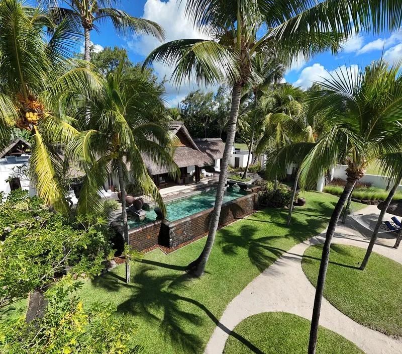 luxury-villa-at-shangri-la-le-touessrok-with-exclusive-beach-access-and-uninterrupted-indian-ocean-views..webp