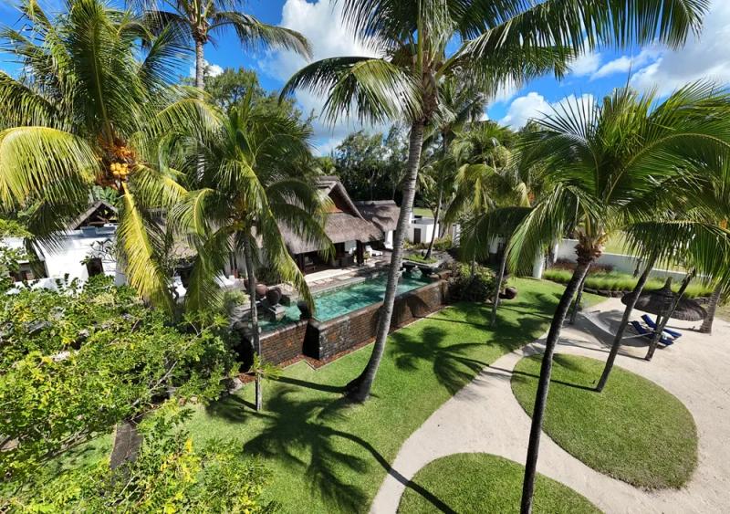 luxury-villa-at-shangri-la-le-touessrok-with-exclusive-beach-access-and-uninterrupted-indian-ocean-views..webp