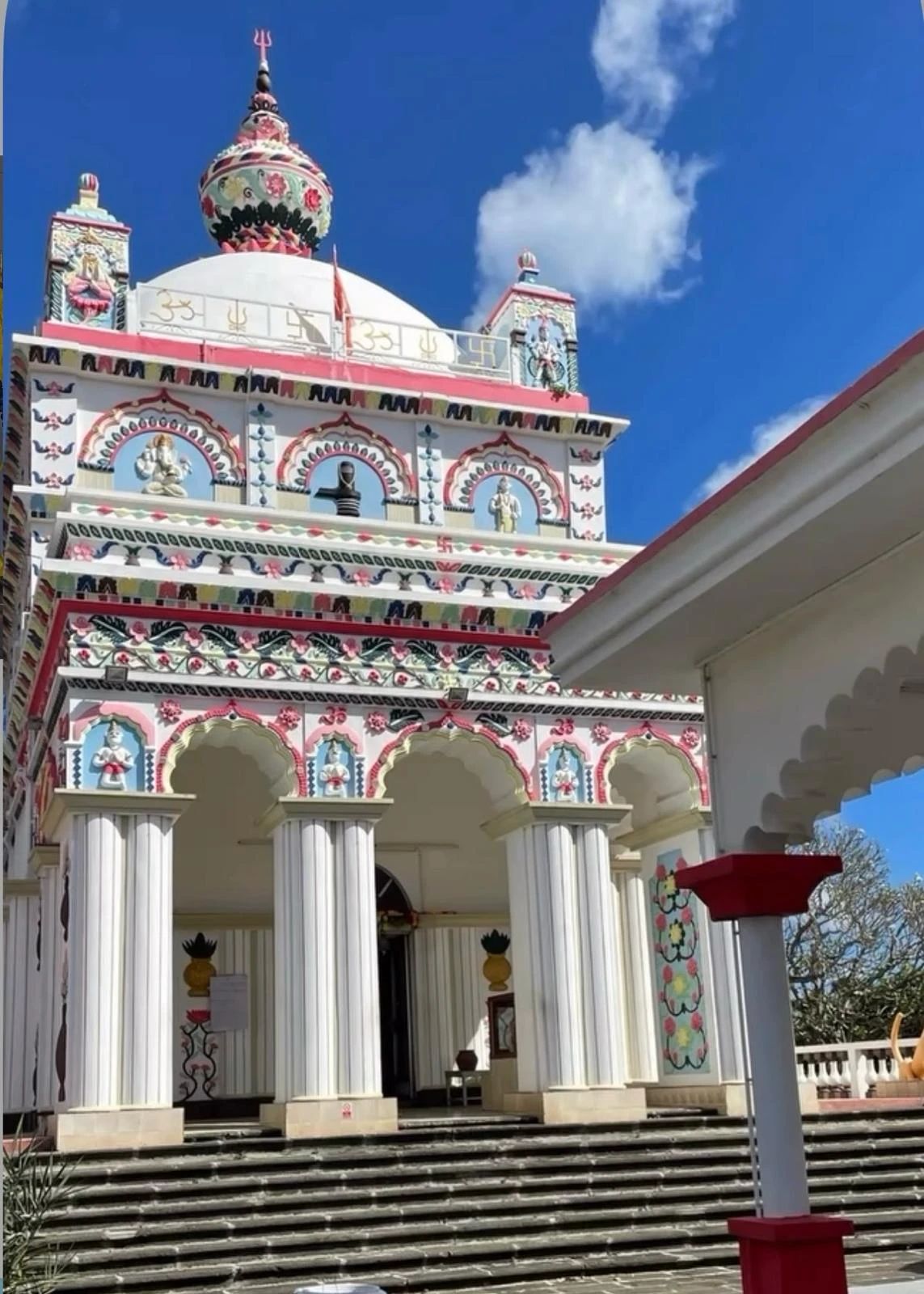 Maheswarnath Mandir - Shivala Triolet Mauritius | The Largest Hindu Temple in the Southern Hemisphere