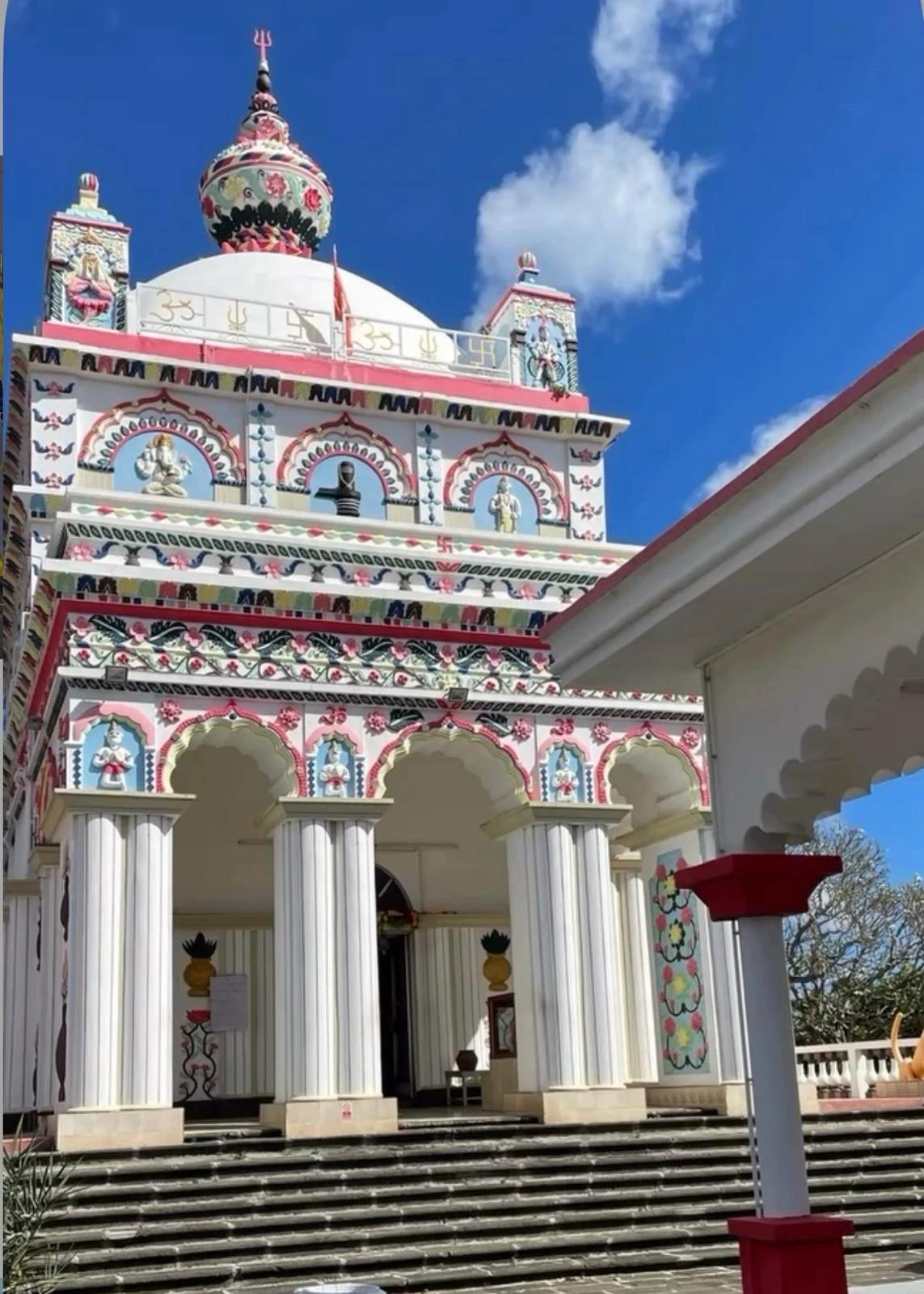 Maheswarnath Mandir - Shivala Triolet Mauritius | The Largest Hindu Temple in the Southern Hemisphere